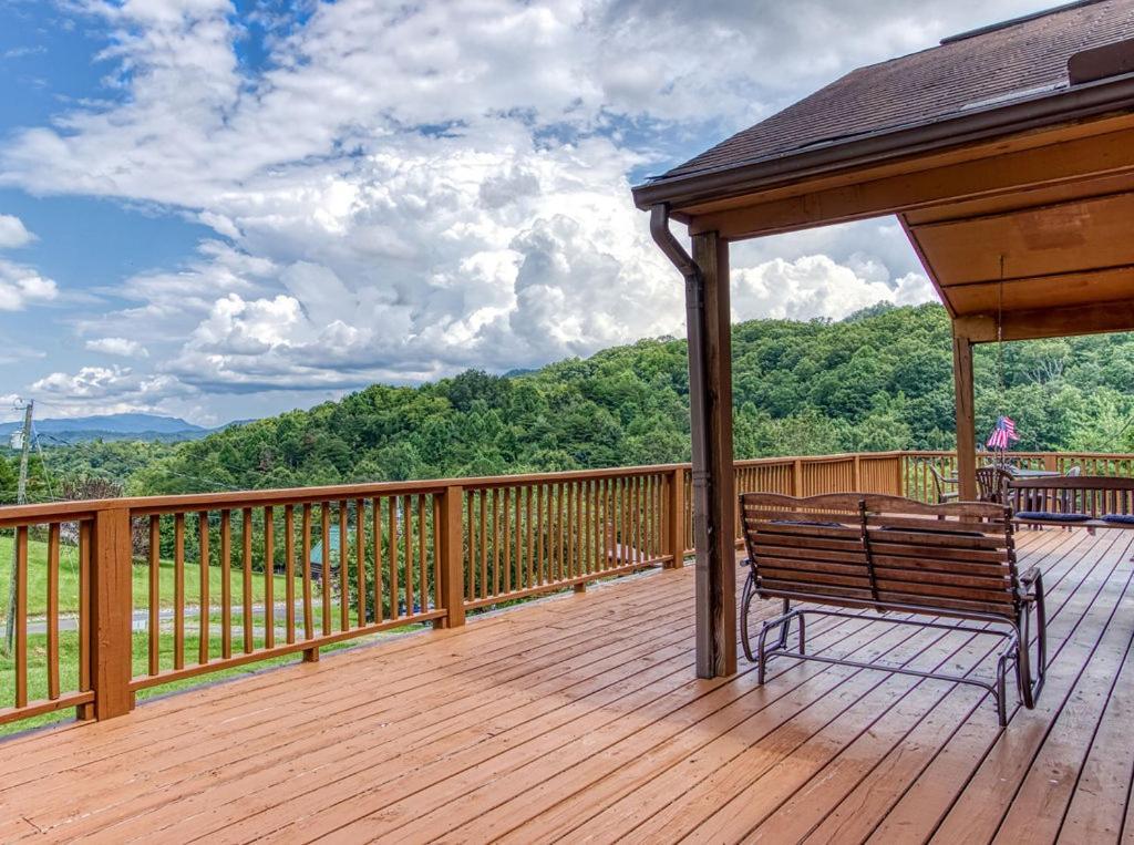 Amazing Grace-1089 Of Free Area Attraction Tickets For Each Paid Day!!! Villa Sevierville Exterior photo